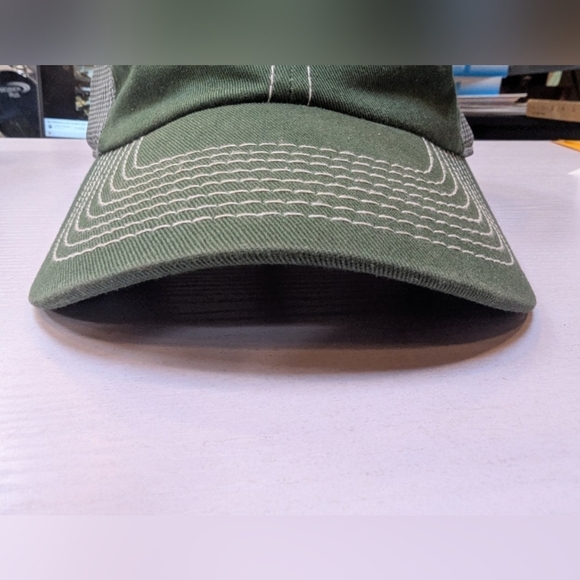 Callaway Golf Cap In Green And White Excellent Condition Embroidered - Picture 3 of 9